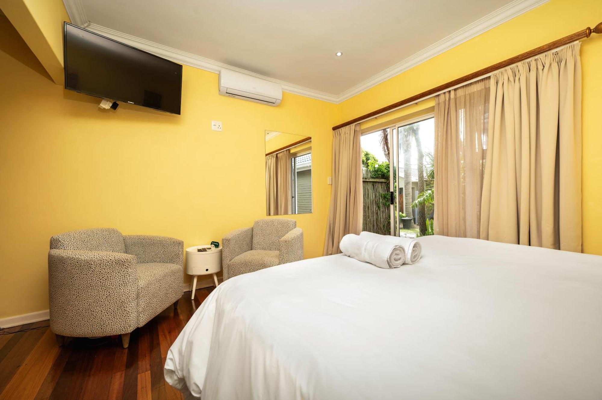Africa Beach B&B Port Elizabeth Extérieur photo